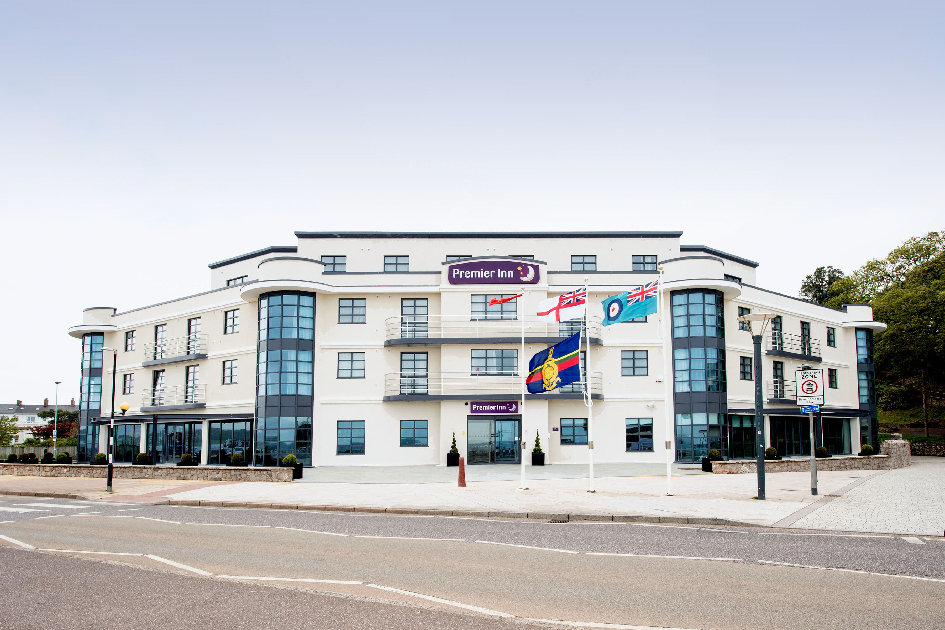 Premier Inn Exmouth Seafront On Opening In 2015 (credit Whitbread Plc) (1)